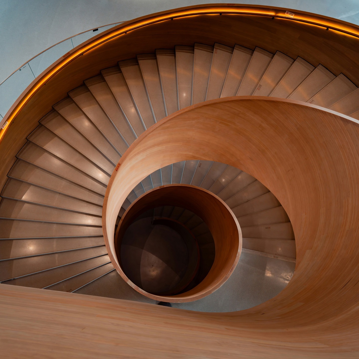 trendholz-treppen-regensburg-01